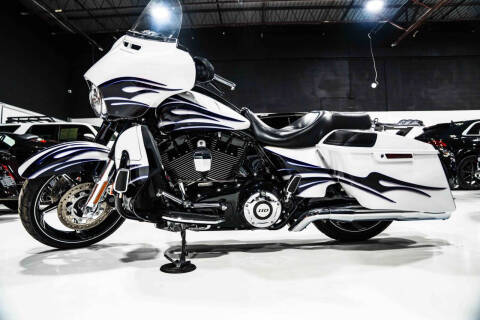 2016 Harley-Davidson FLHXSE CVO Street Glide
