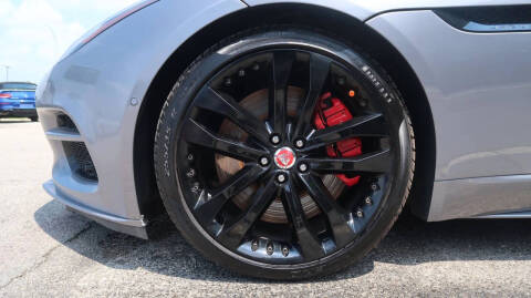2020 Jaguar F-TYPE R