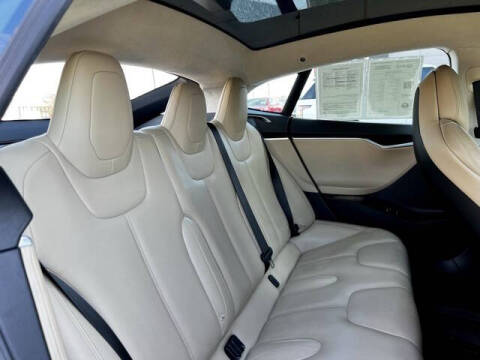 2017 Tesla Model S 90D