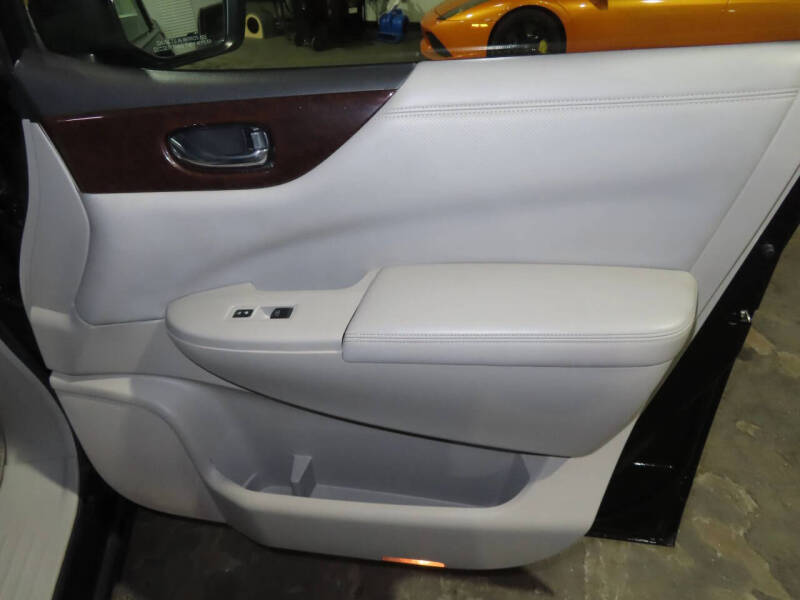 2016 Nissan Quest