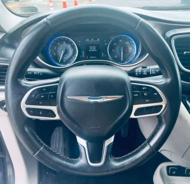 2018 Chrysler Pacifica Touring L