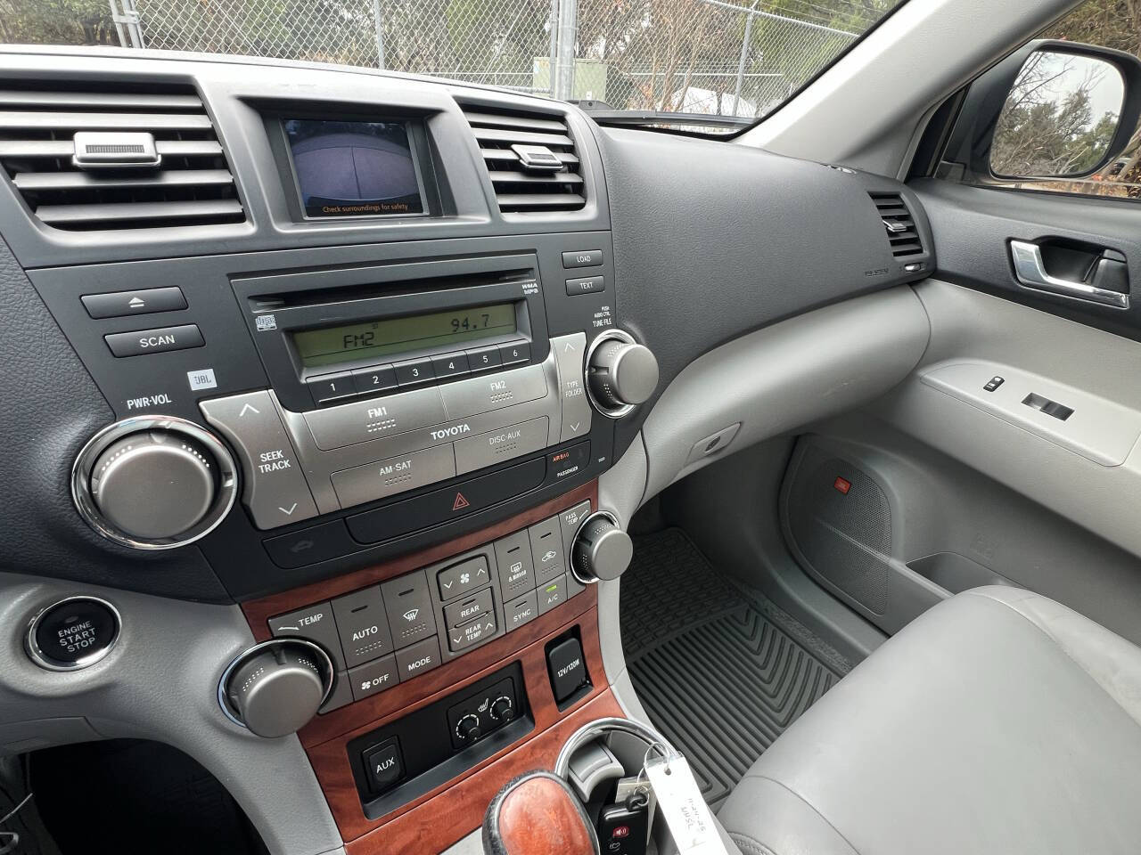 Used Car 2010 Toyota Highlander  Limited 4dr Suv For Sale Under $12,000 In Austin, Texas