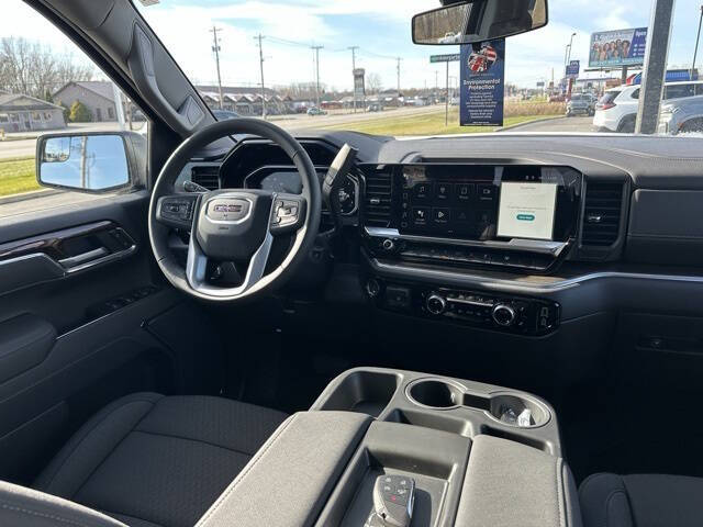 2026 GMC Sierra 1500 Elevation Standard