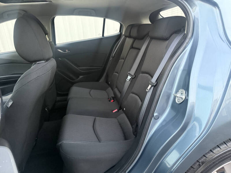 2014 Mazda MAZDA3 i Touring