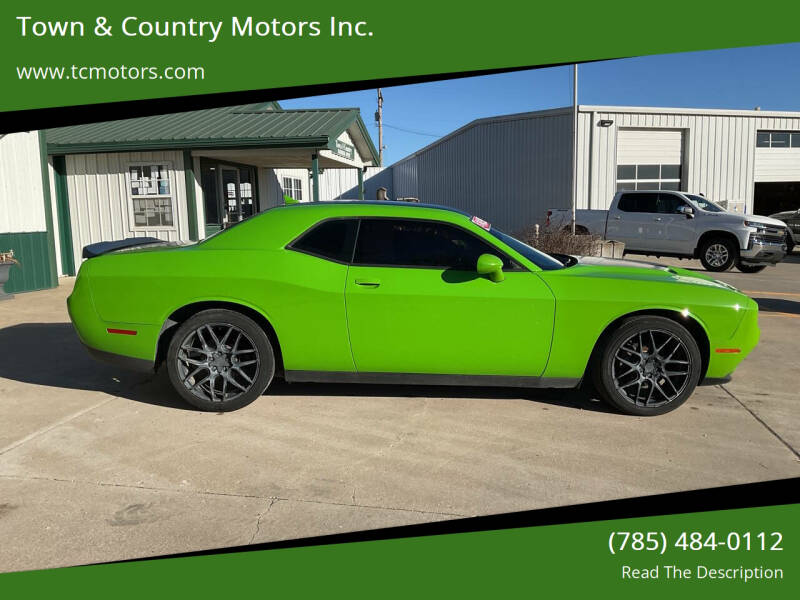 2017 Dodge Challenger SXT's photo