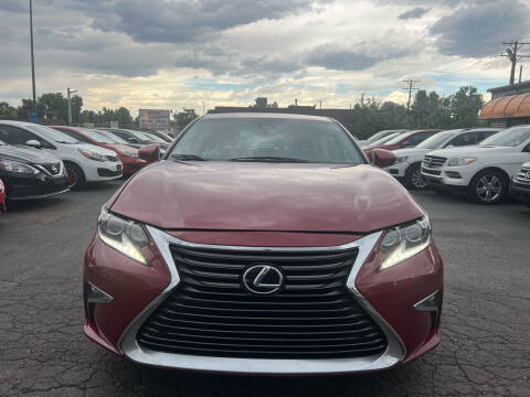 2018 Lexus ES 350 for sale at SANAA AUTO SALES LLC in Englewood CO