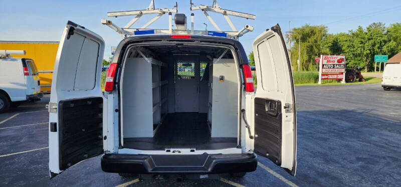 2022 GMC Savana Cargo Work Van photo 16