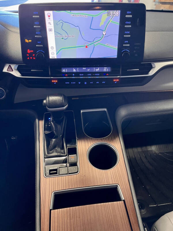 2021 Toyota Sienna XLE 7-Passenger