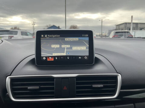 2016 Mazda MAZDA3 i Touring