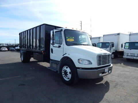 2015 Freightliner M2 106