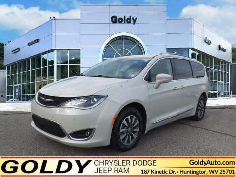 2020 Chrysler Pacifica for sale at Goldy Chrysler Dodge Jeep Ram Mitsubishi in Huntington WV