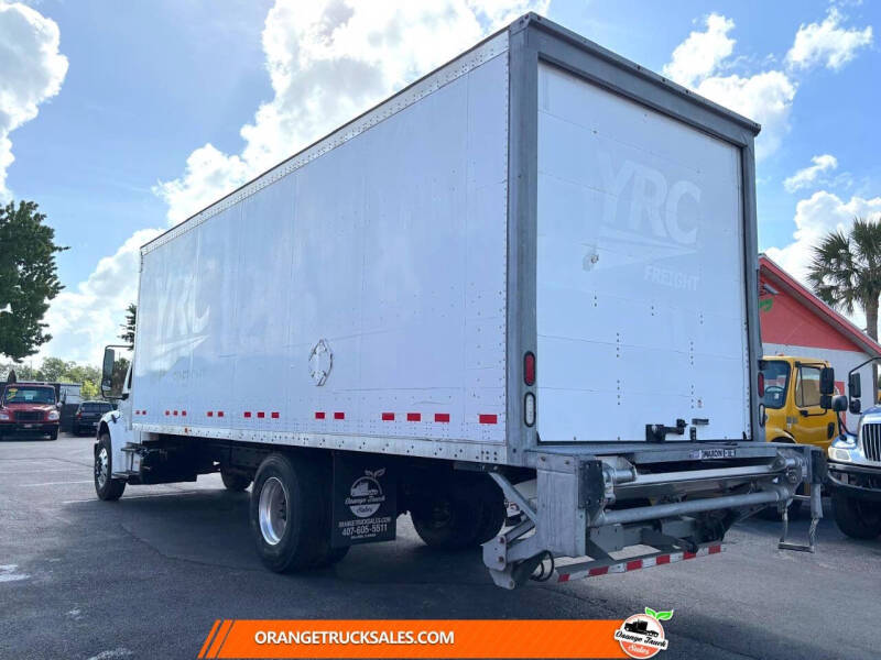 2017 Freightliner M2 106