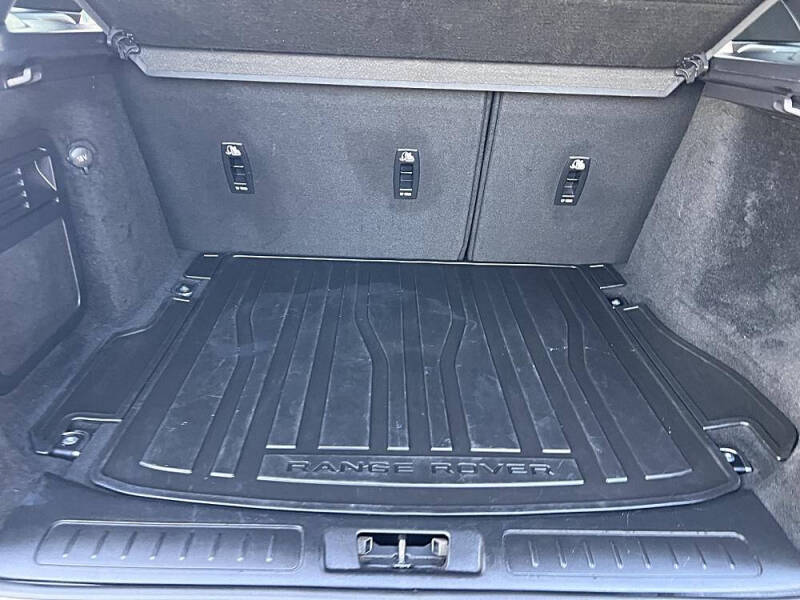 2018 Land Rover Range Rover Evoque SE Premium