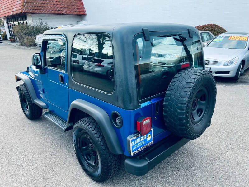 2003 Jeep Wrangler X photo 4