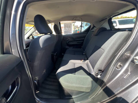 2016 Toyota Prius c