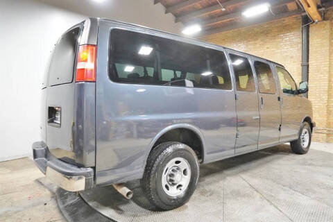 2017 Chevrolet Express LT 3500