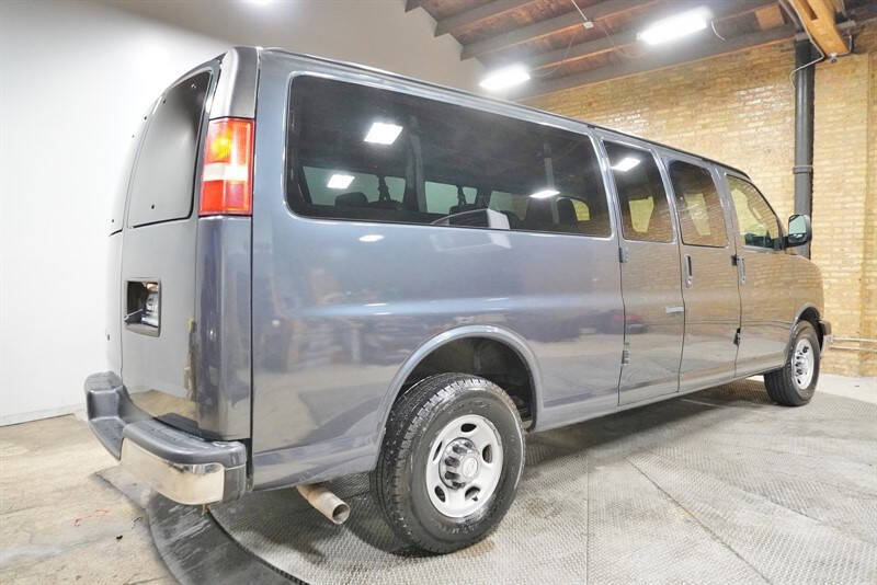 2017 Chevrolet Express LT 3500