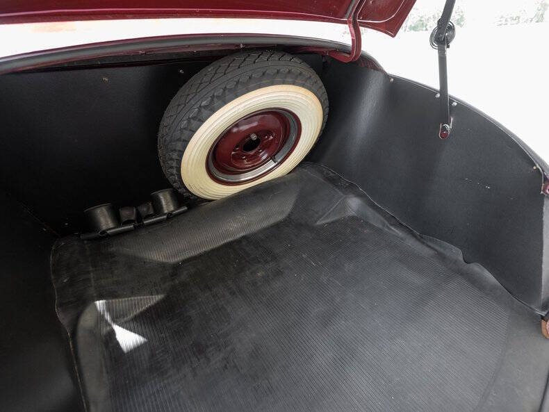 1941 Ford Coupe Super Deluxe