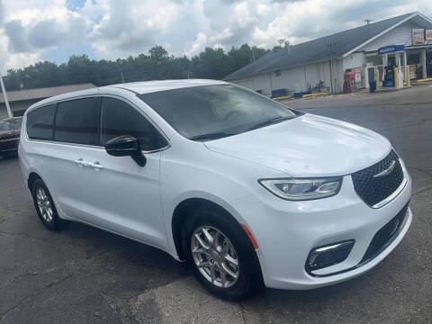 2026 Chrysler Pacifica Select