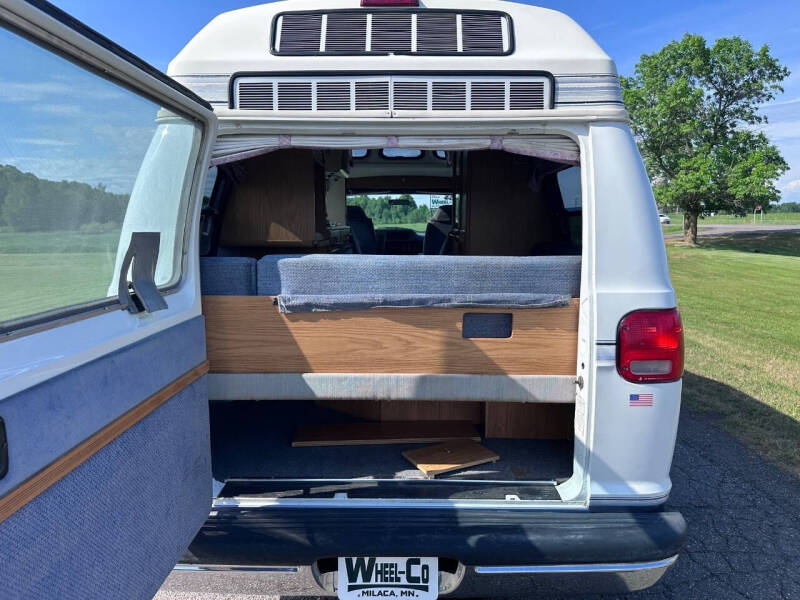 1997 Dodge Ram Van 3500