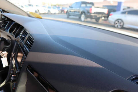 2017 Volkswagen Golf GTI S