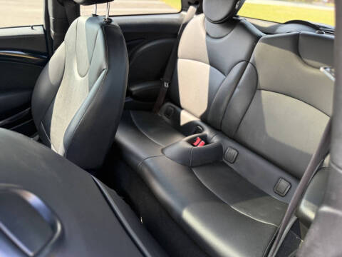 2013 MINI Hardtop Cooper