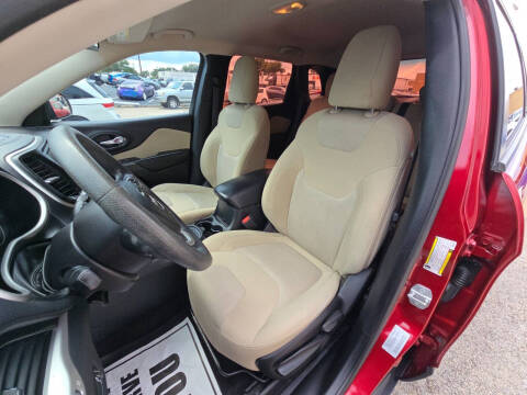 2016 Jeep Cherokee Sport