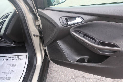 2015 Ford Focus SE