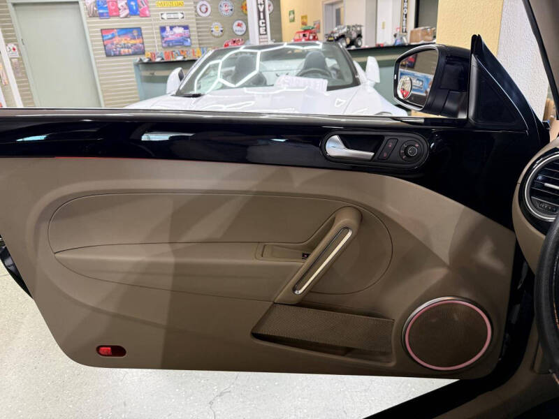 2018 Volkswagen Beetle 2.0T SE