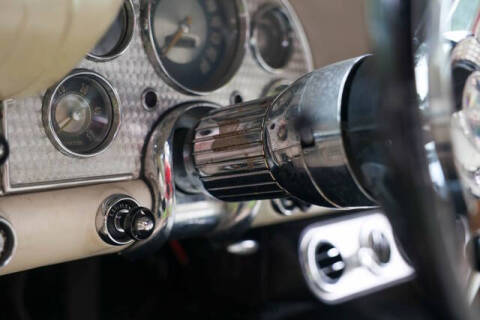 1957 Ford Thunderbird