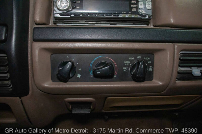 1996 Ford Bronco XLT