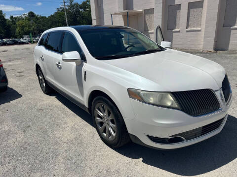 2013 Lincoln MKT