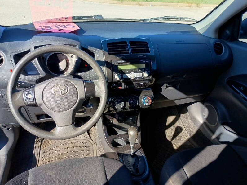 2009 Scion xD