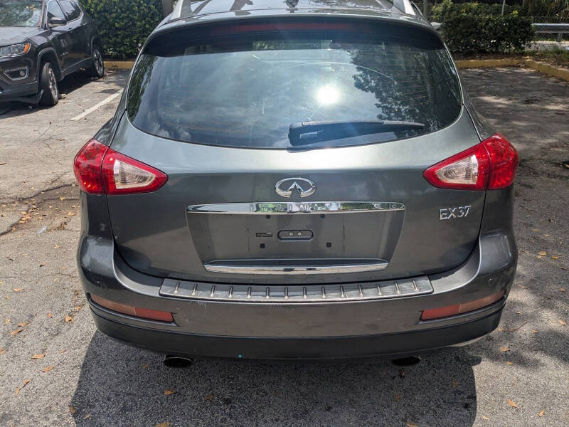 2013 Infiniti EX37 Journey