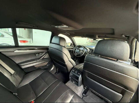 2012 BMW 5 Series 535i