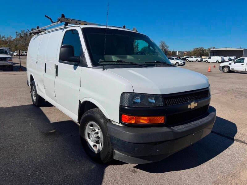 2022 Chevrolet Express 2500