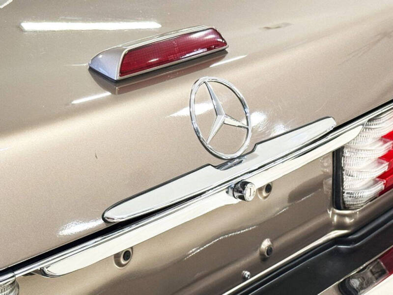 1989 Mercedes-Benz 560-Class 560 SL