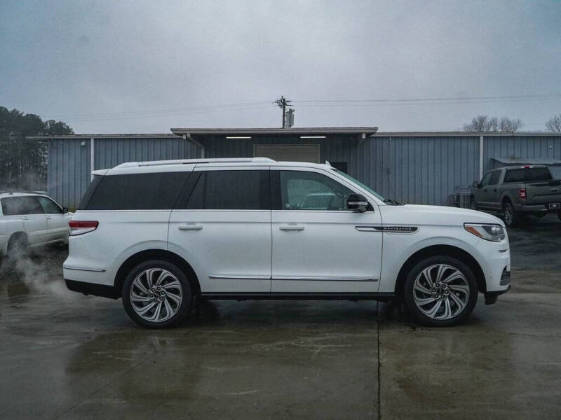 2023 Lincoln Navigator Reserve