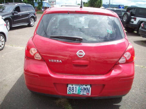2011 Nissan Versa 1.8 S