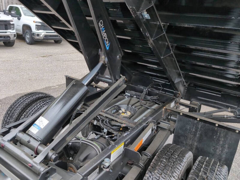 2025 Ford F-350 Super Duty XL