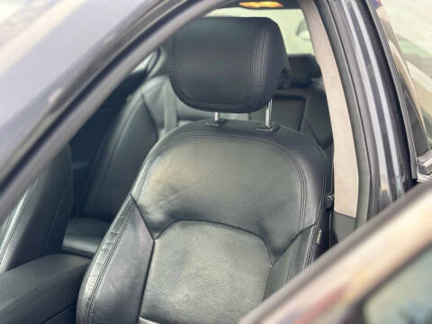 2014 Kia Cadenza Premium