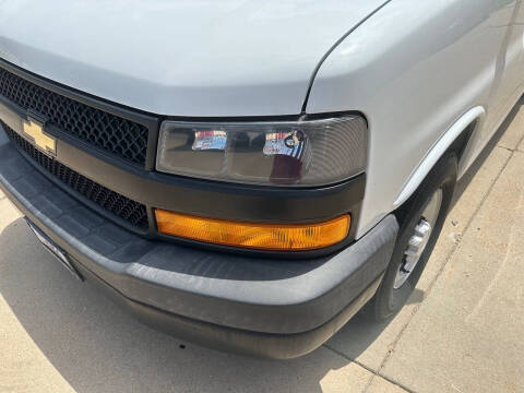 2018 Chevrolet Express 2500