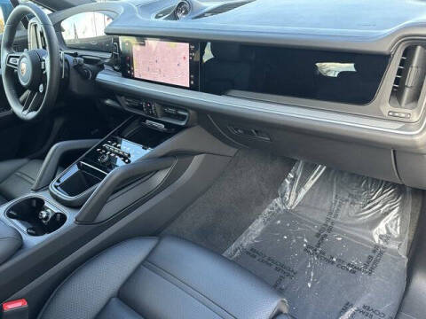 2024 Porsche Cayenne Coupe