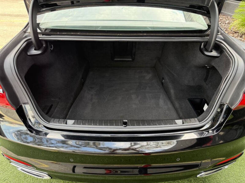 2019 BMW 7 Series 740i xDrive