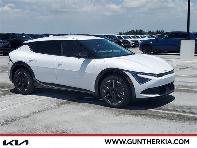 2025 Kia EV6 Wind