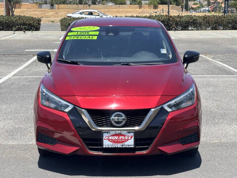 2022 Nissan Versa SR