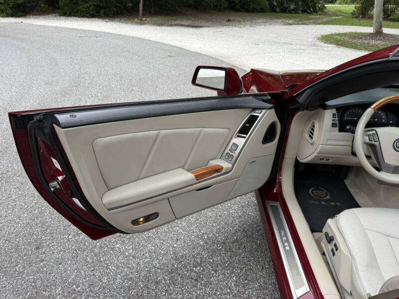 2006 Cadillac XLR