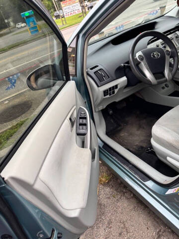 2014 Toyota Prius Three