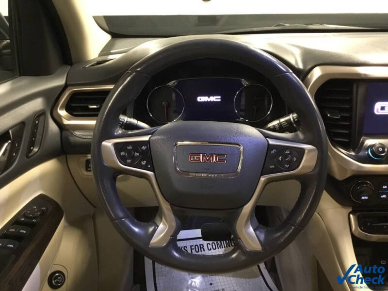 2020 GMC Acadia Denali