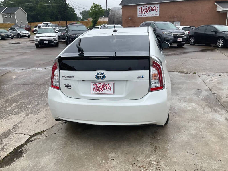 2015 Toyota Prius Three